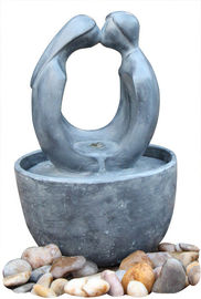 China Figura abstrata pequena fonte das fontes home da pedra do molde da decoração de água dos pares do Nude fornecedor
